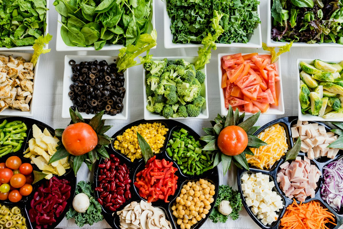 Nutritionist consulting with client about healthy food choices